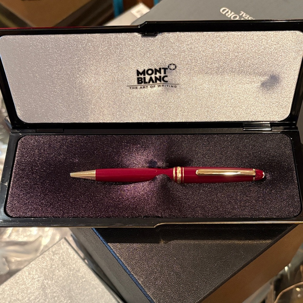 Montblanc Burgundy and Gold Meisterstück ballpoint pen